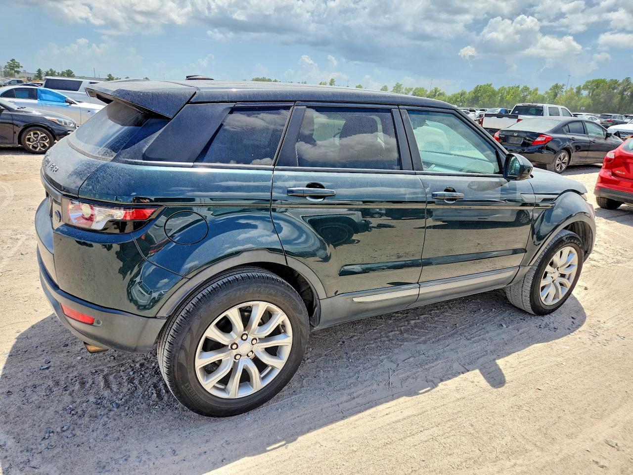 2015 Land Rover Range Rover Evoque Pure - Image 3