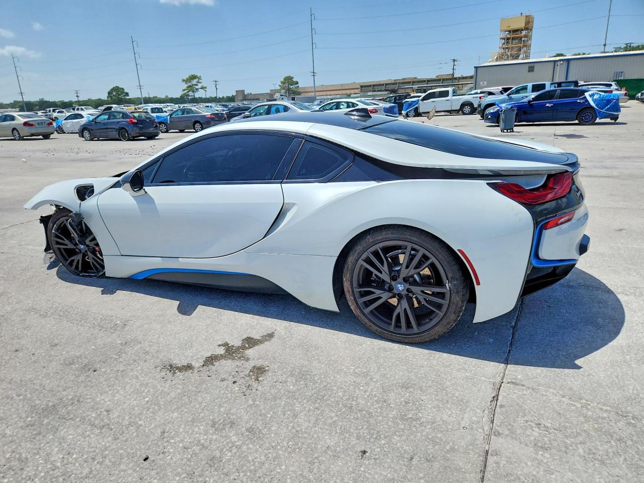 2016 BMW I8 - Фото 2