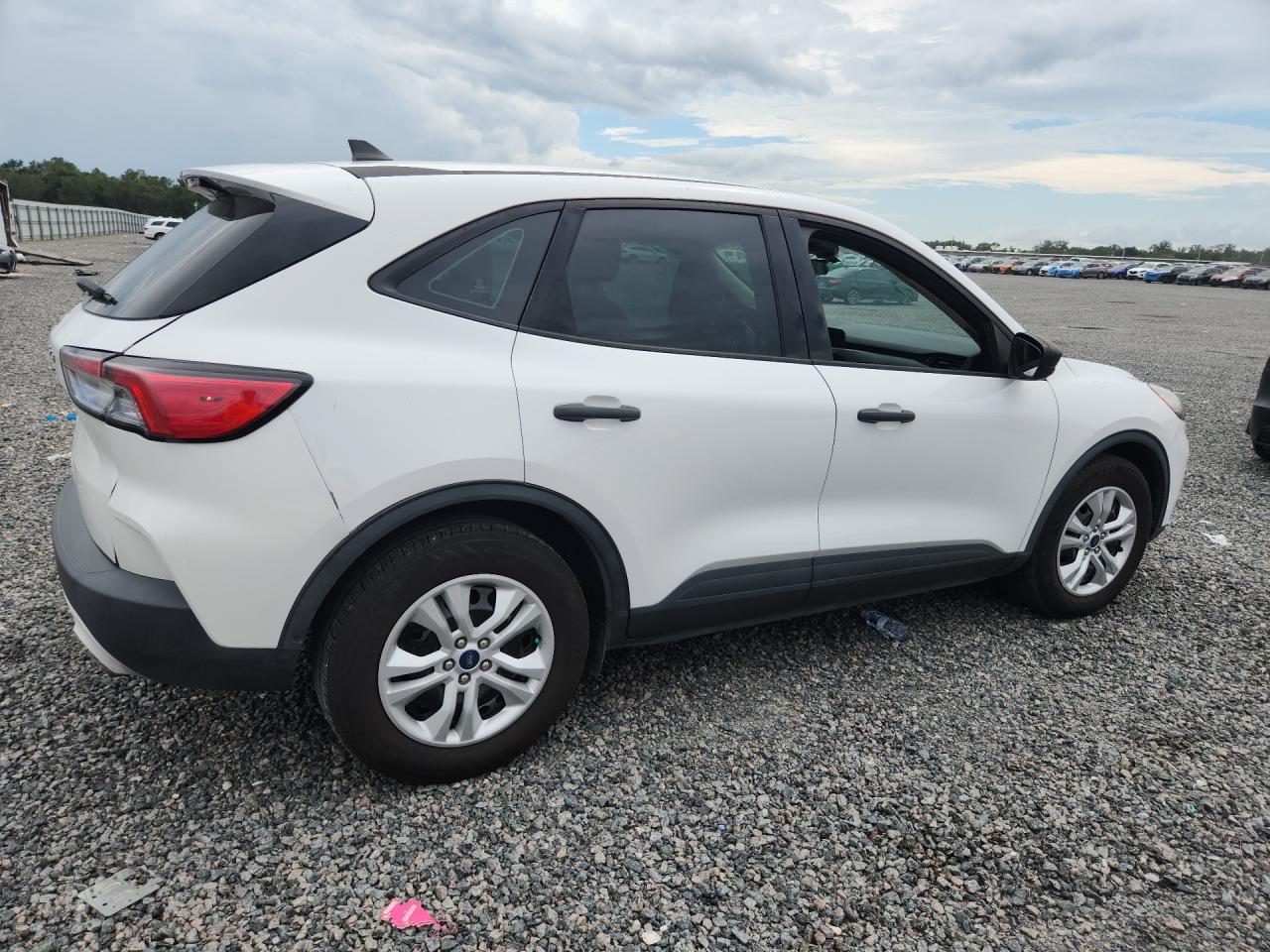 2020 Ford Escape S - Фото 3