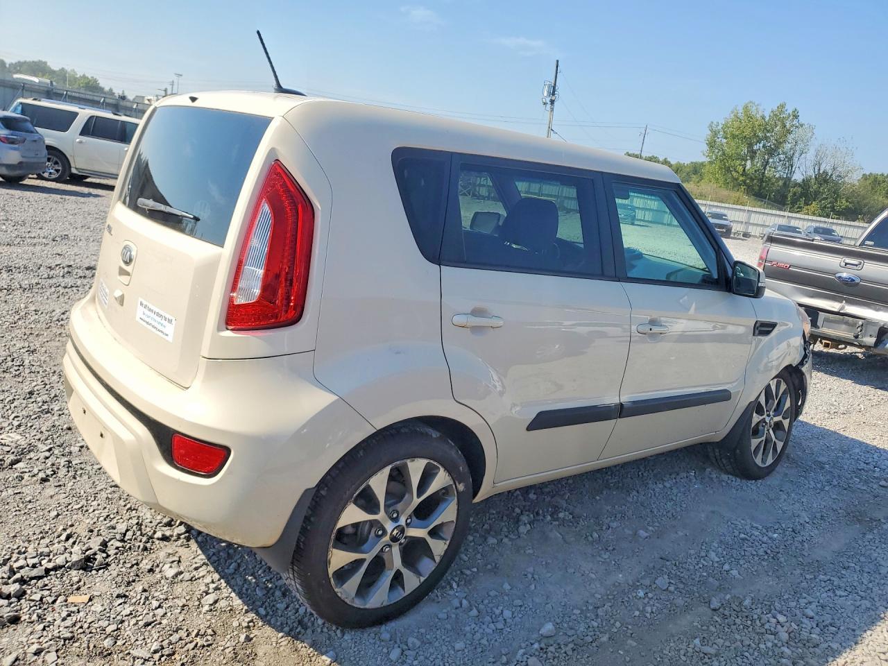 2013 Kia Soul ! - Image 3