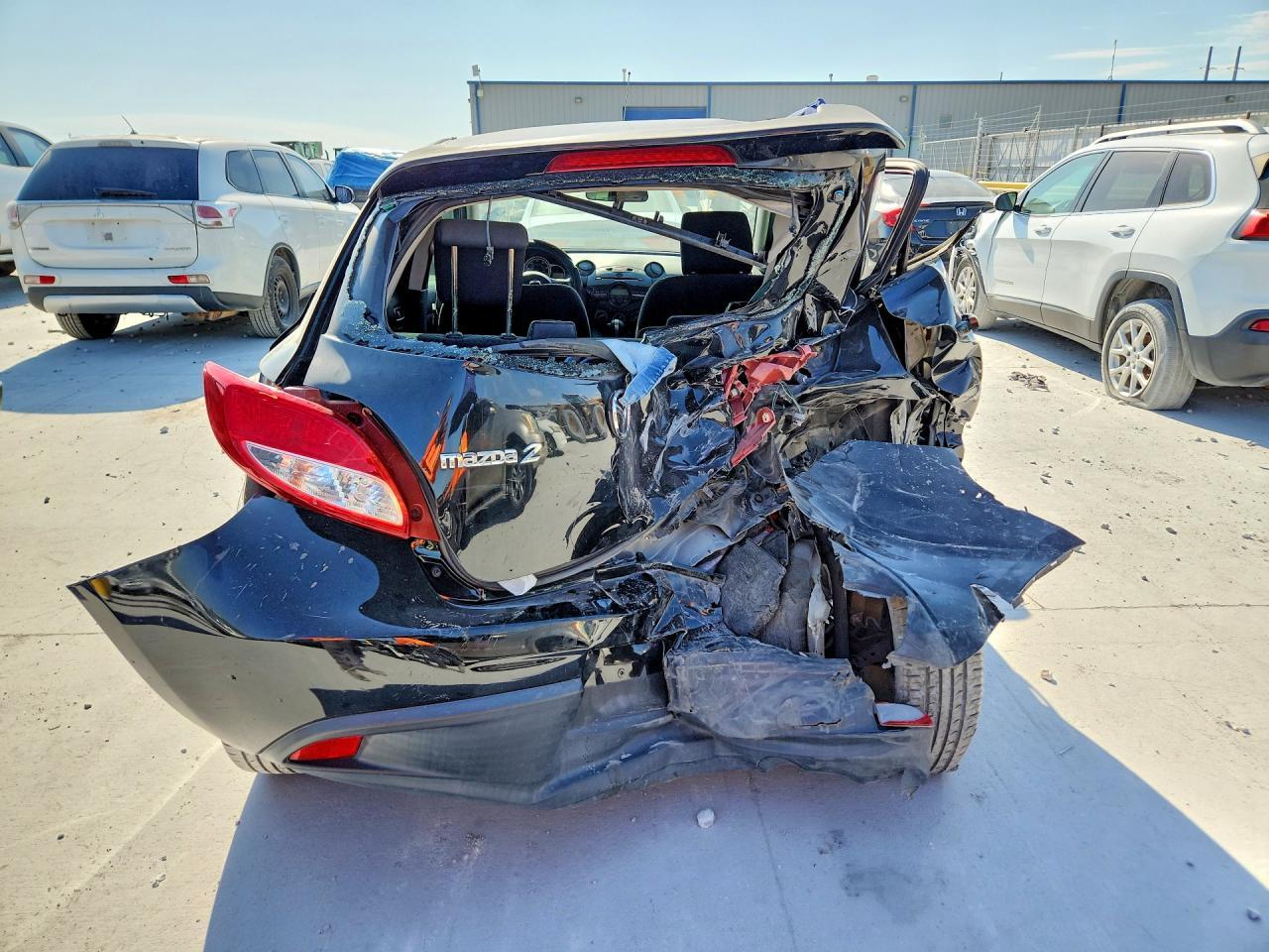 2011 Mazda Mazda2 - Image 6