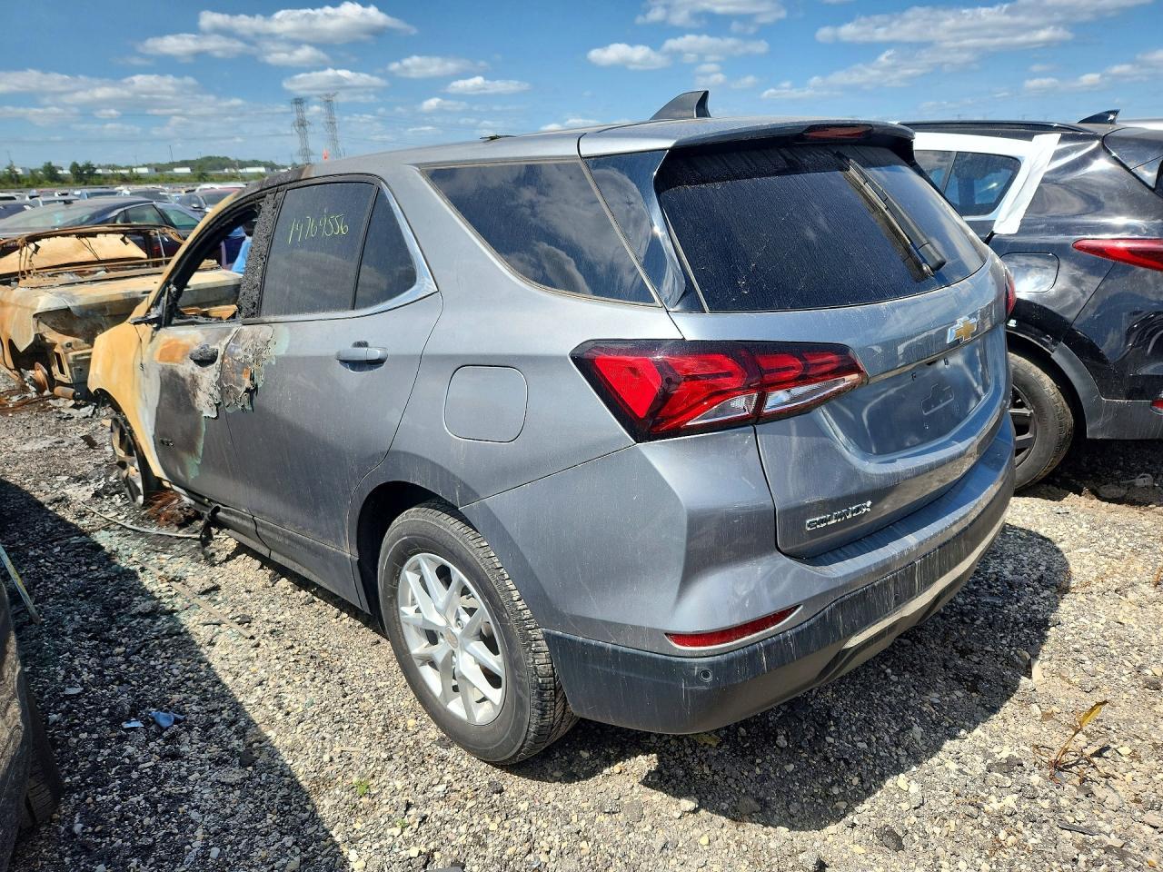 2019 Chevrolet Equinox Premier - Image 2