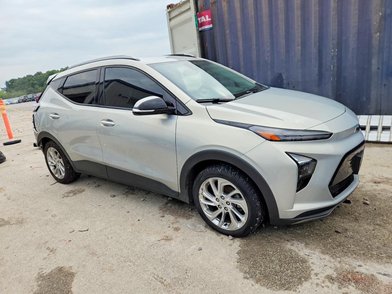 2023 Chevrolet Bolt Euv Lt - Image 4