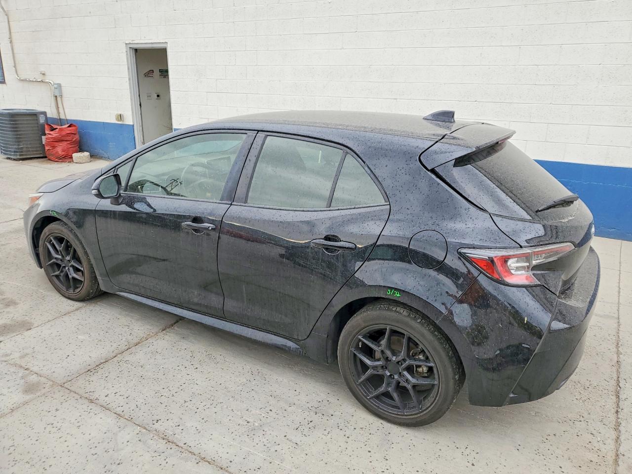 2020 Toyota Corolla Hatchback Se - Фото 2