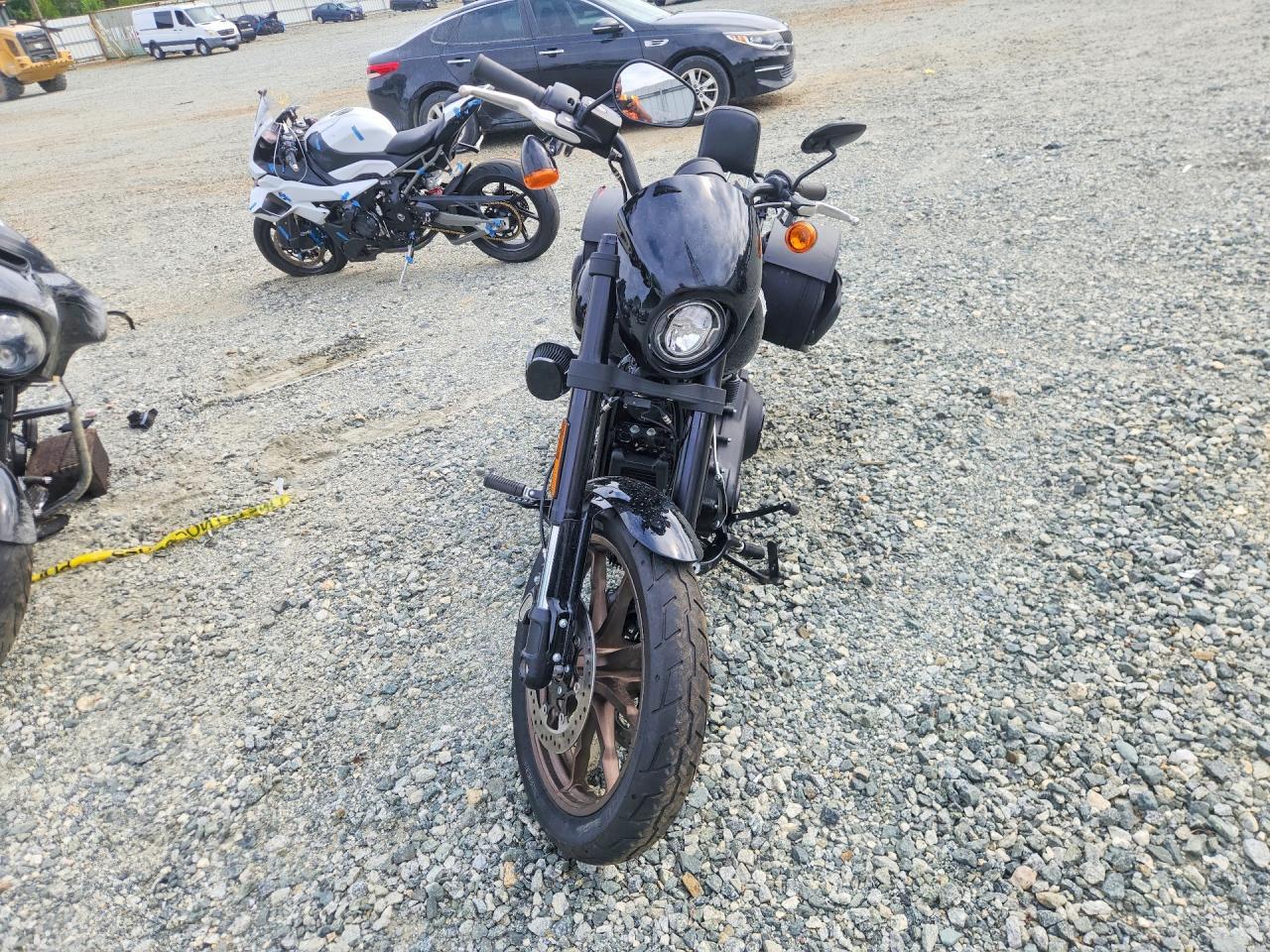 2022 Harley-Davidson Fxlrs - Image 2