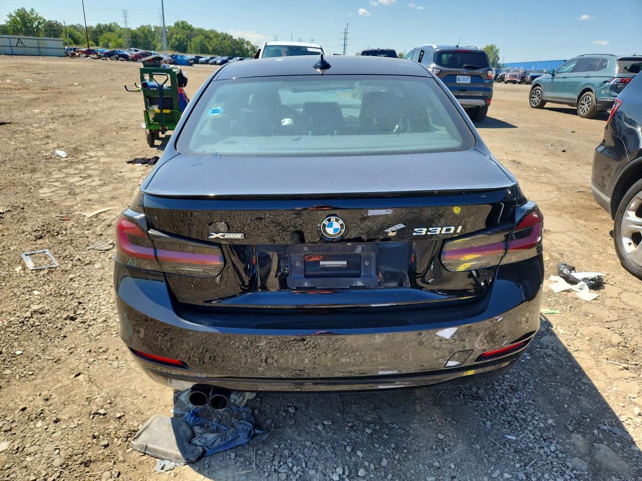 2018 BMW 330 Xi - Фото 6