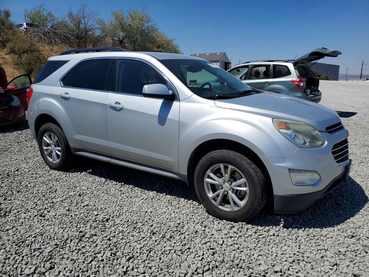 2017 Chevrolet Equinox Lt - Image 4