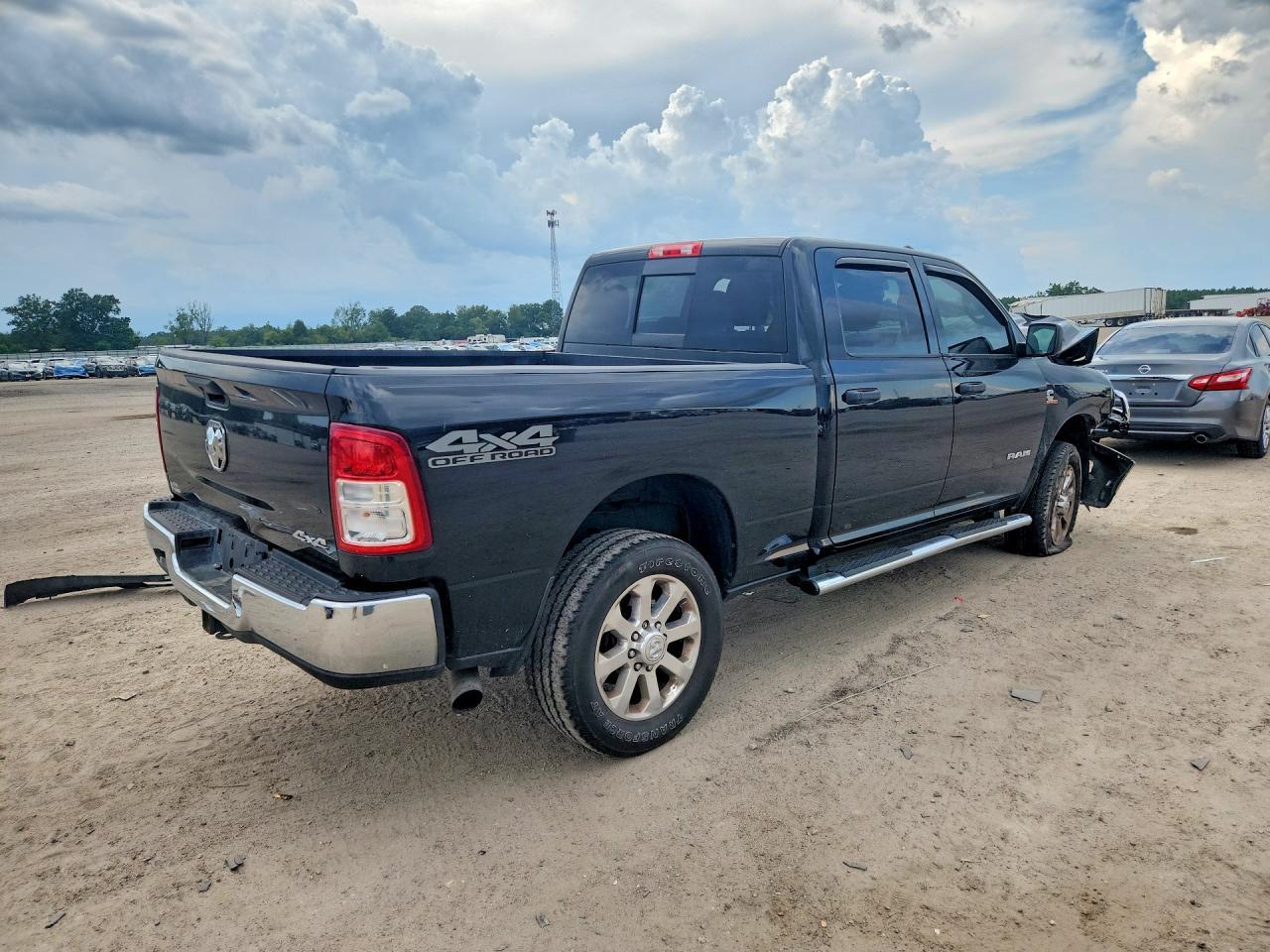 2020 Ram 2500 Tradesman - Image 3
