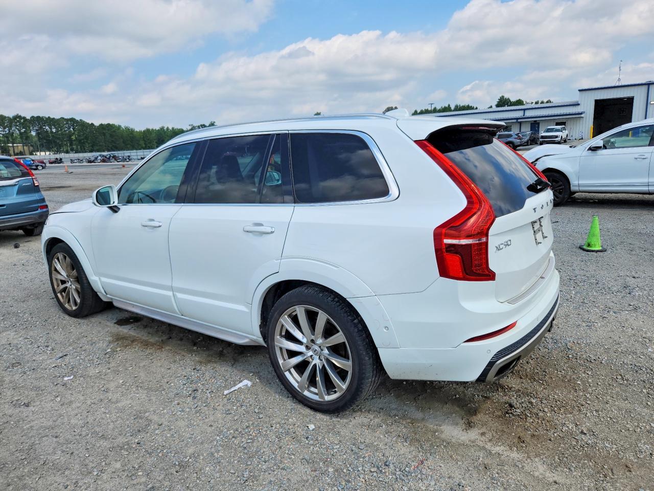 2016 Volvo Xc90 T6 - Фото 2