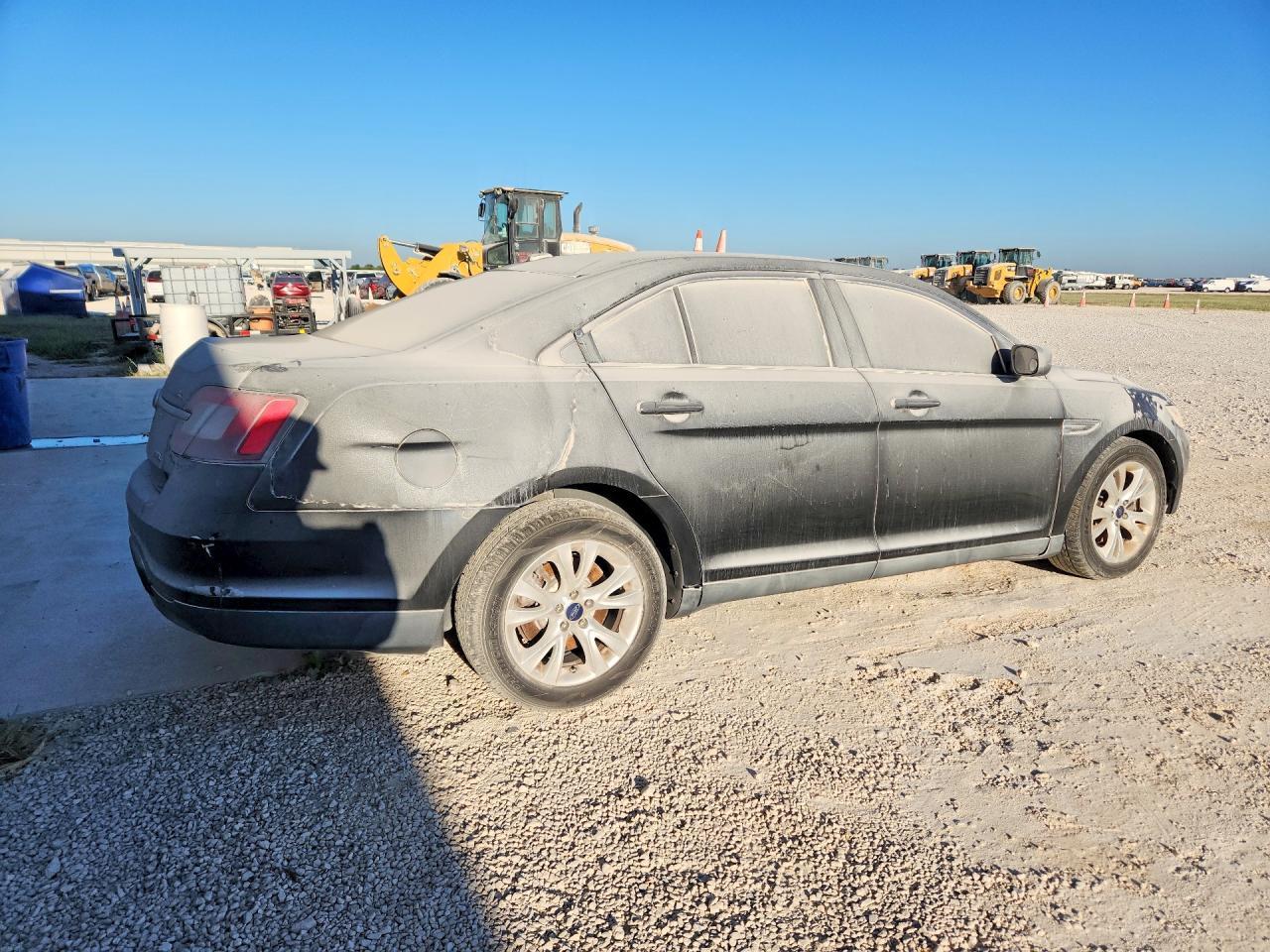 2011 Ford Taurus Sel - Image 3