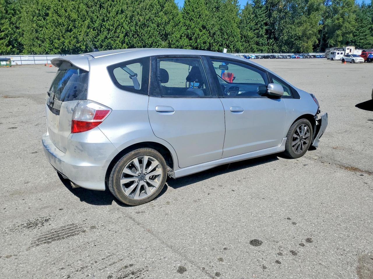 2013 Honda Fit Sport - Фото 3