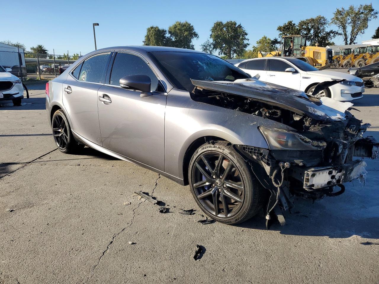2017 Lexus Is 200T - Image 4