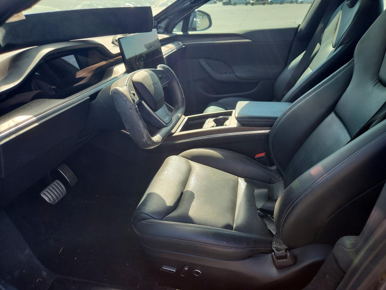 2022 Tesla Model S - Image 7