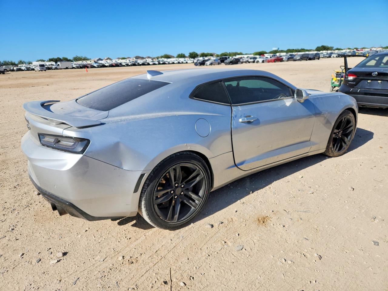 2017 Chevrolet Camaro Ss - Image 3