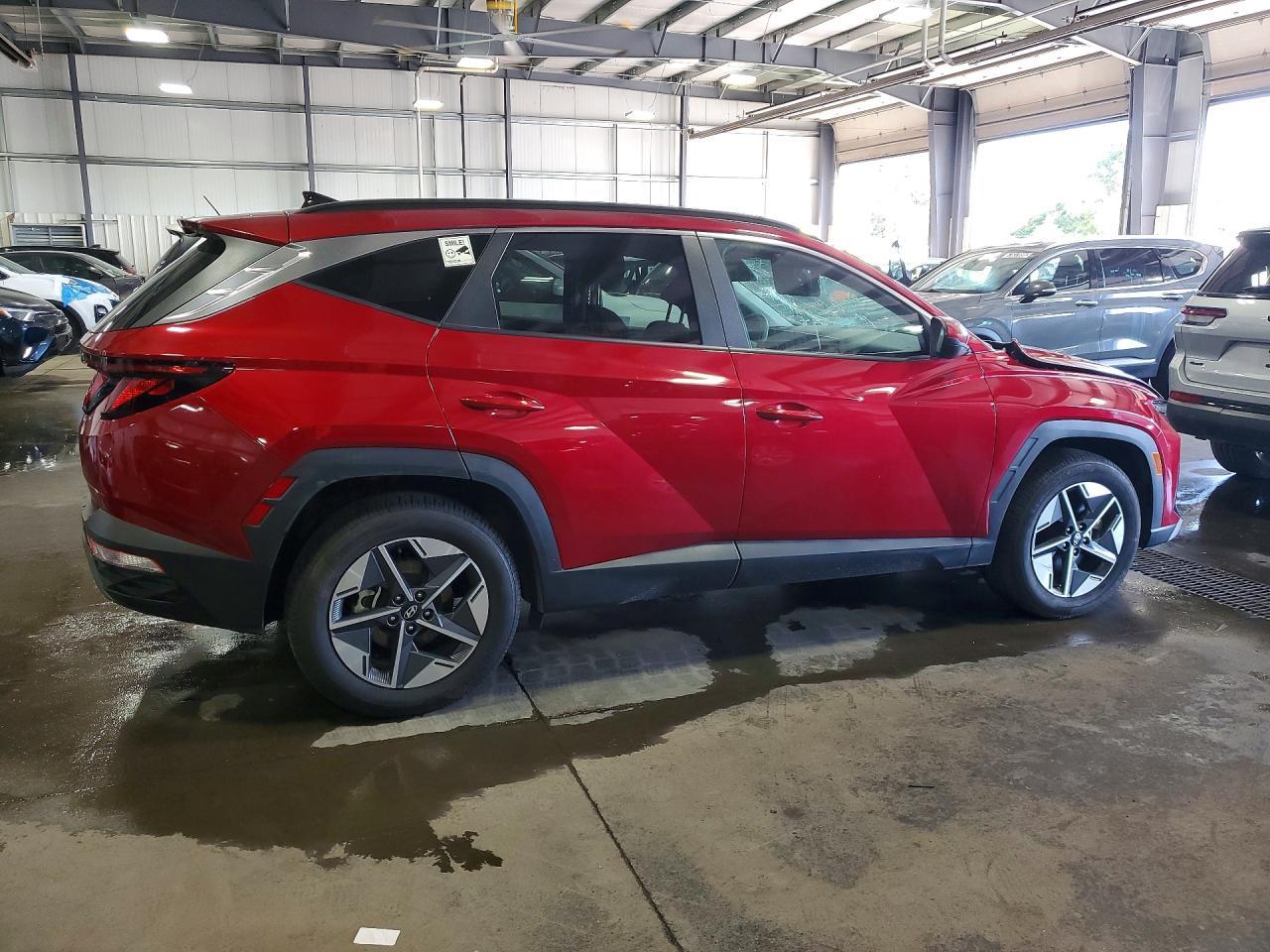 2025 Hyundai Tucson Sel - Image 3