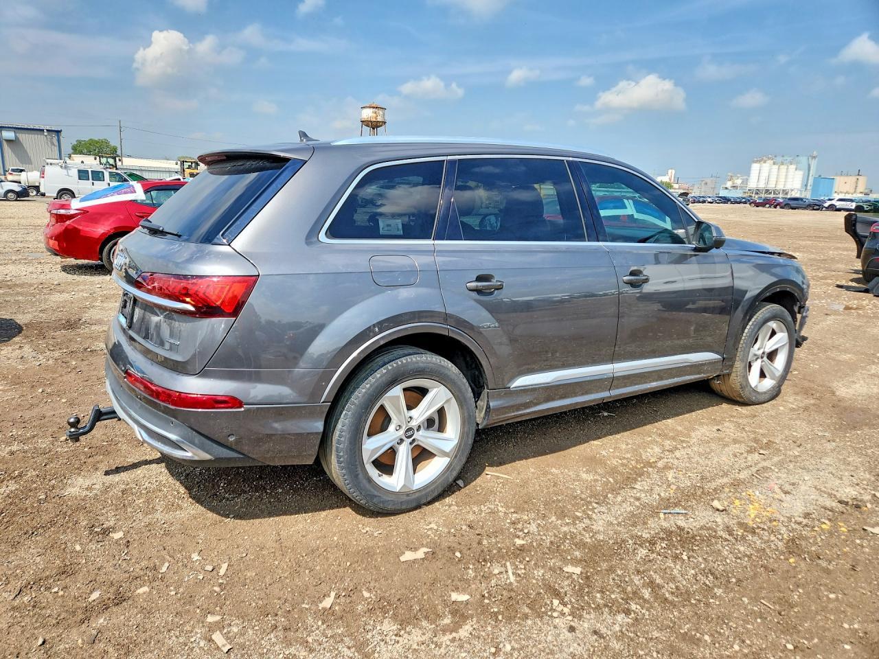 2021 Audi Q7 Premium Plus - Фото 3