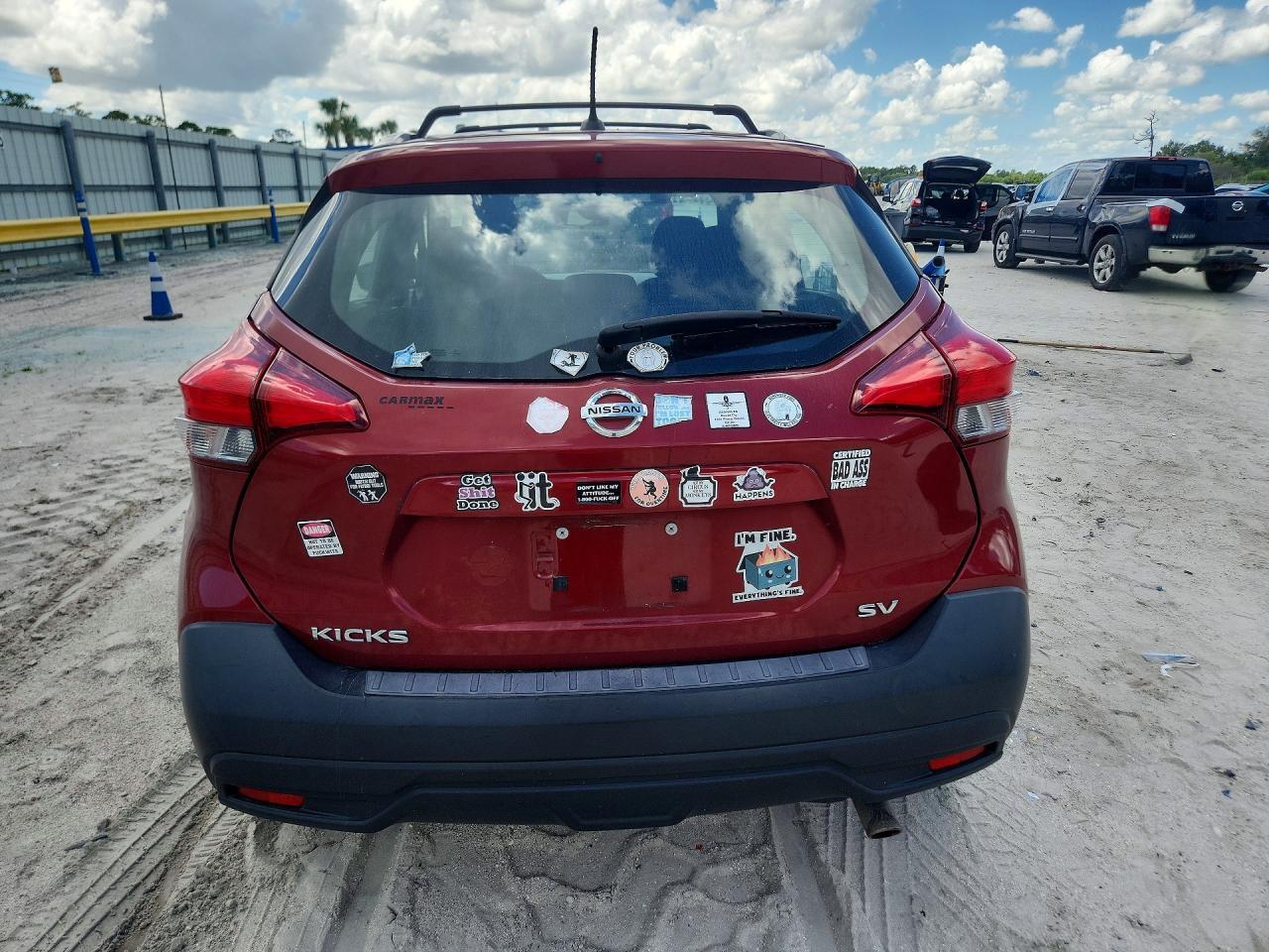 2018 Nissan Kicks Sv - Image 6
