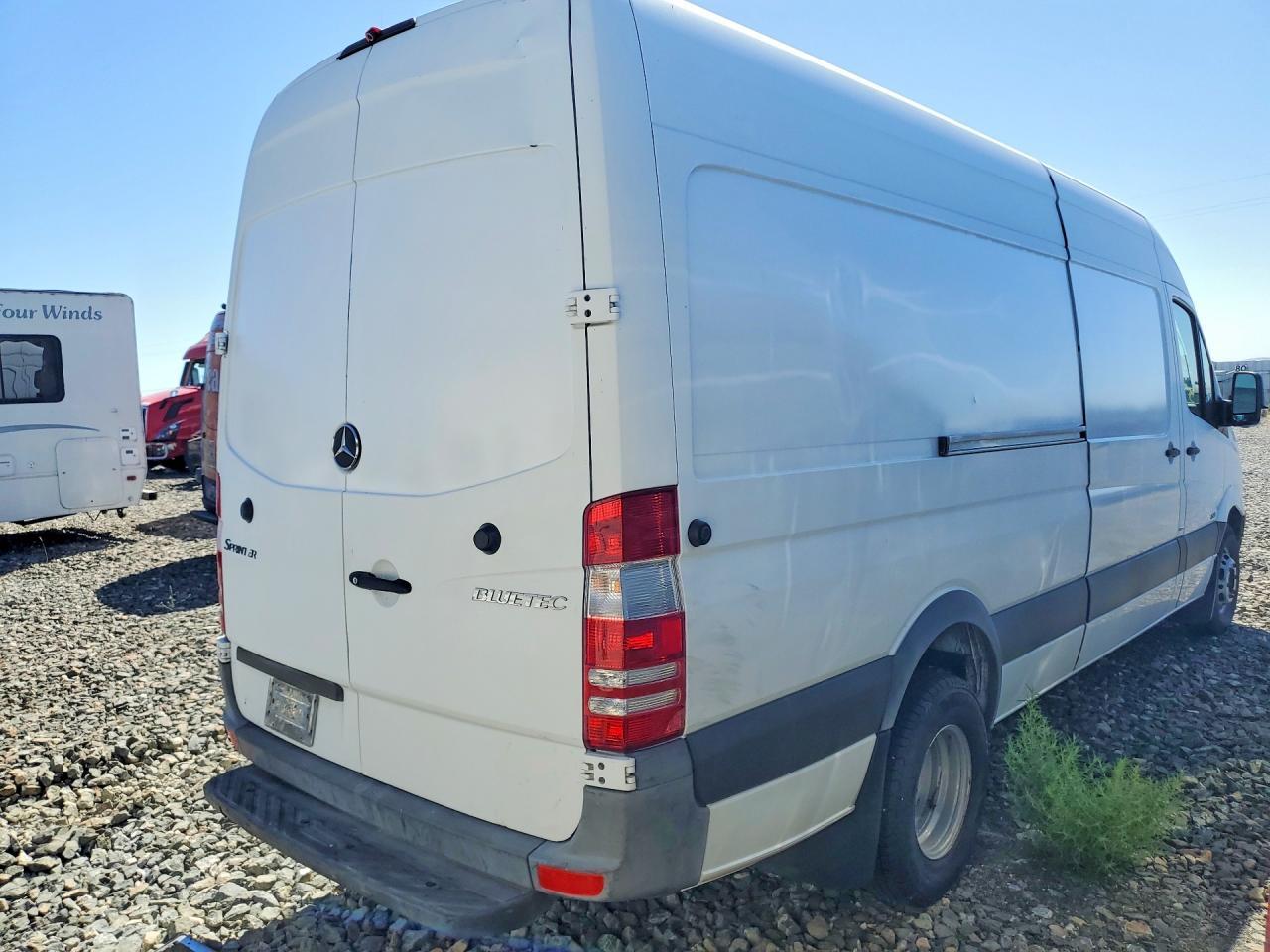 2012 Mercedes-Benz Sprinter 3500 Delivery Van - Фото 3