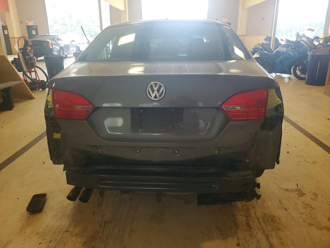 2013 Volkswagen Jetta Base - Фото 6