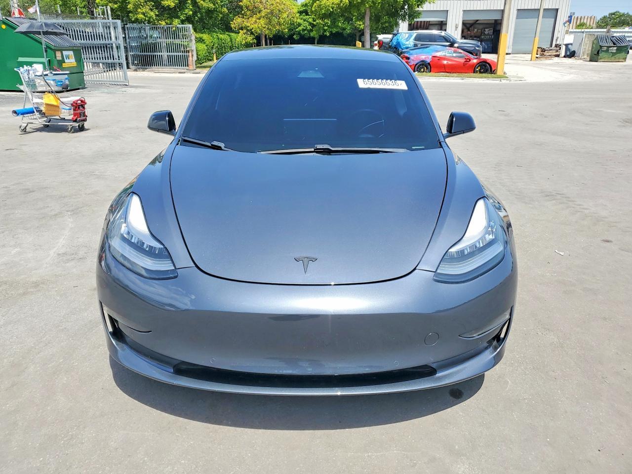 2021 Tesla Model 3 - Фото 5