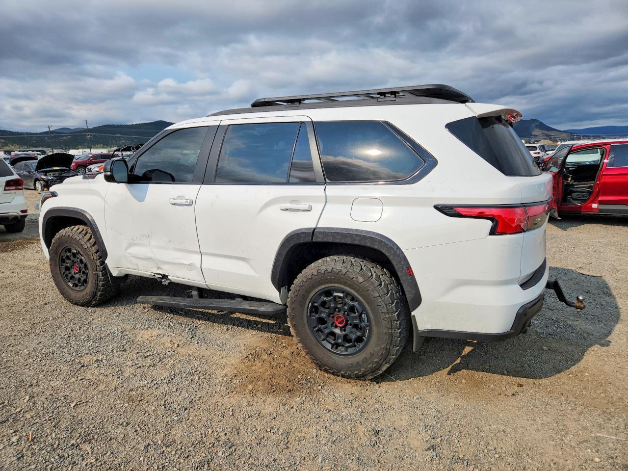 2025 Toyota Sequoia Trd Pro - Фото 2