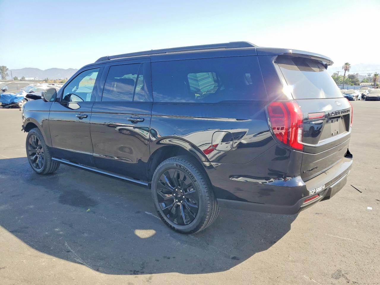 2025 Ford Expedition Max Platinum - Фото 2