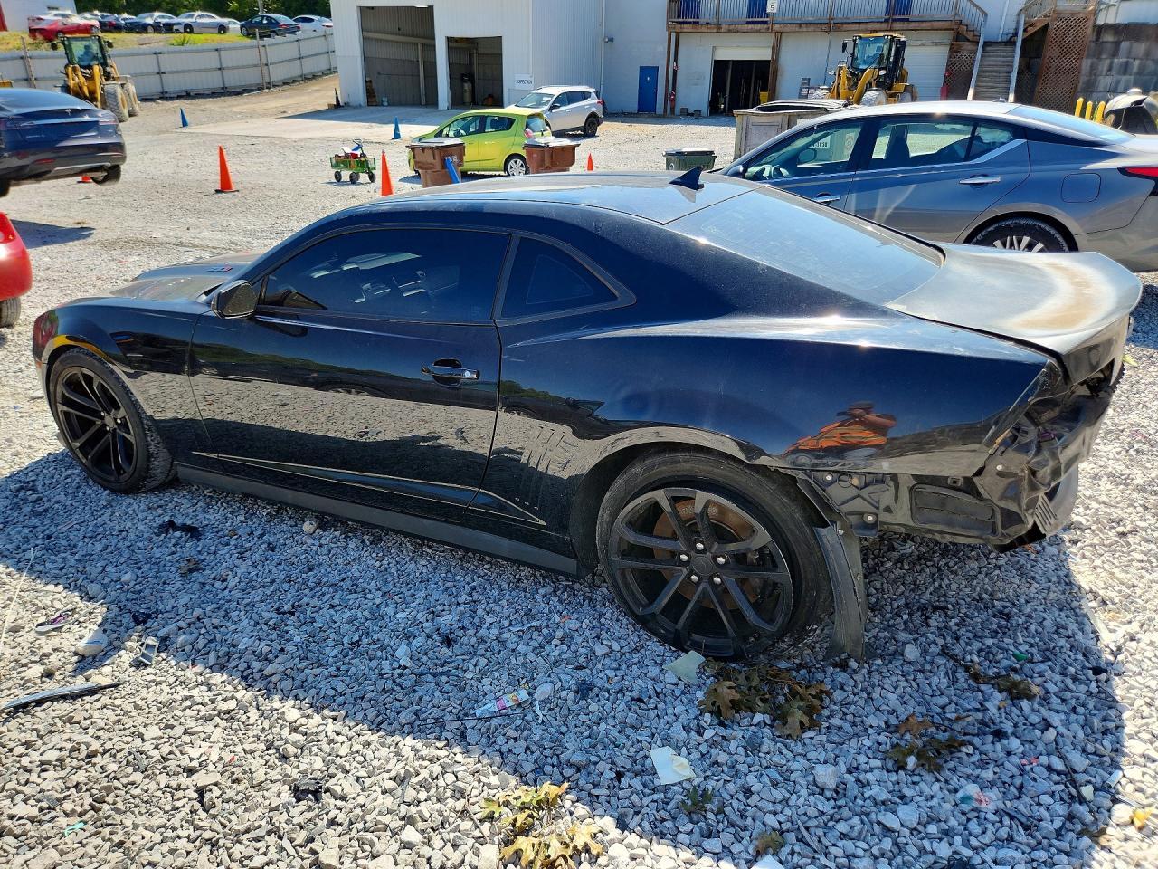 2013 Chevrolet Camaro Zl1 - Фото 2