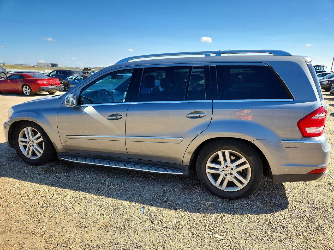 2010 Mercedes-Benz Gl 450 4Matic - Image 2
