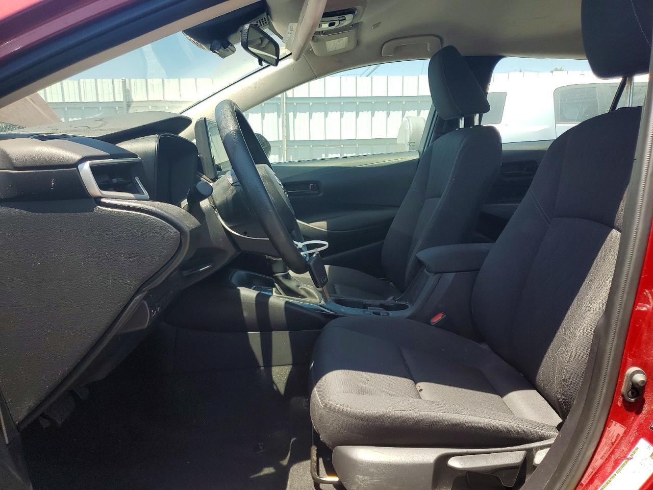 2025 Toyota Corolla Le - Фото 7