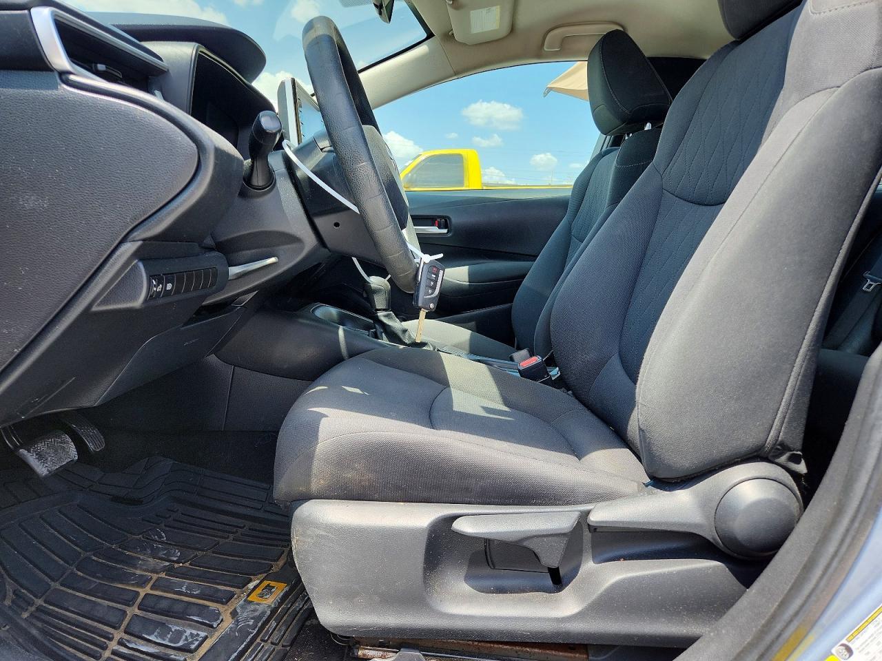 2021 Toyota Corolla Le - Фото 7