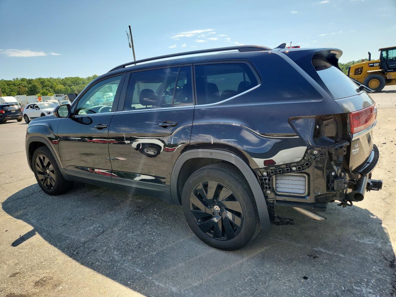 2024 Volkswagen Atlas Se - Фото 2