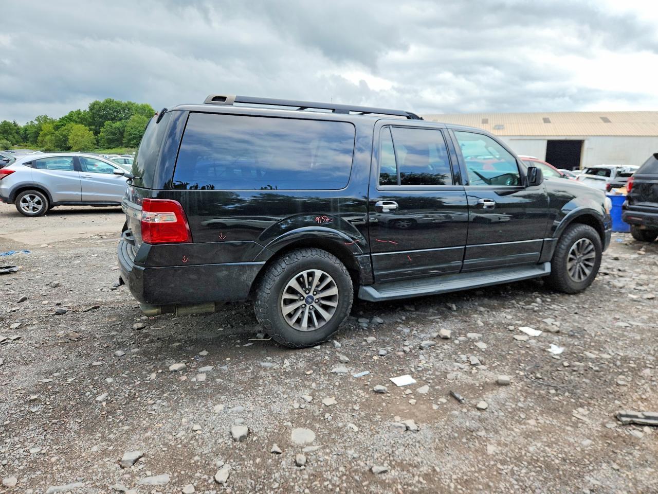2017 Ford Expedition El Xlt - Фото 3