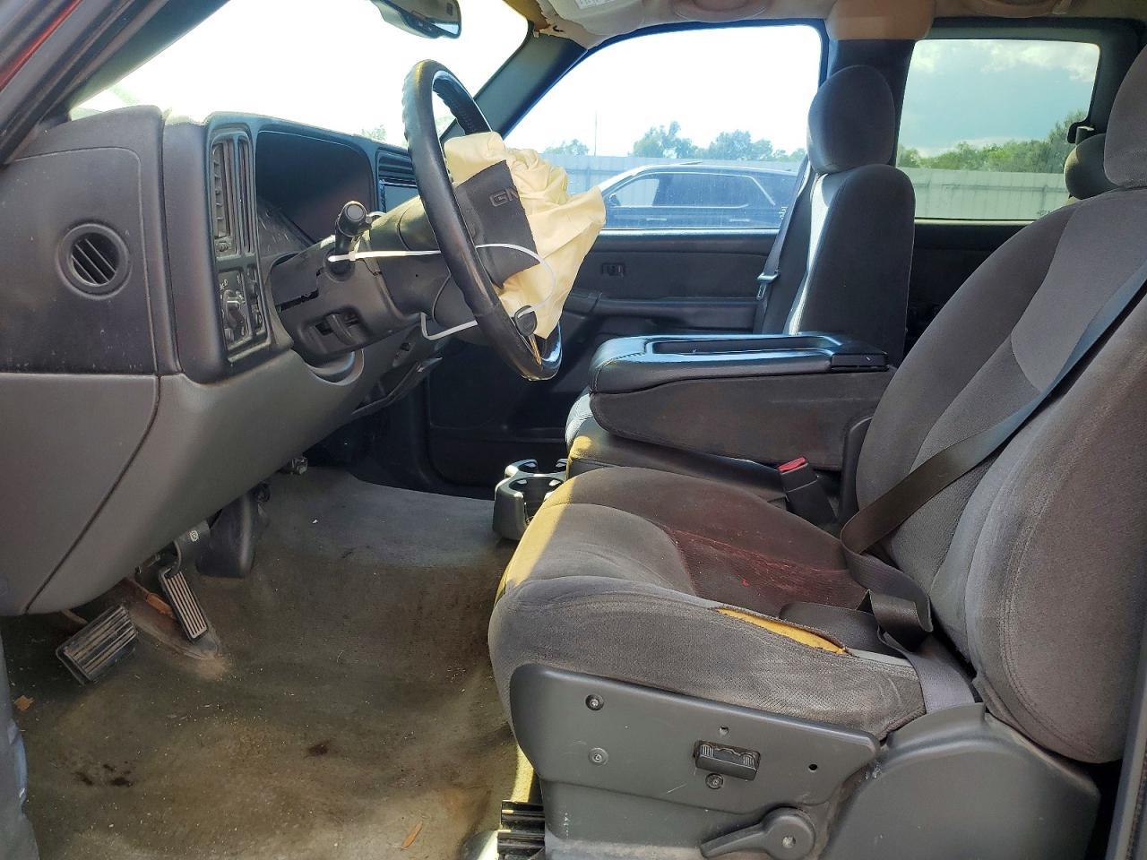 2003 GMC New Sierra C1500 - Фото 7