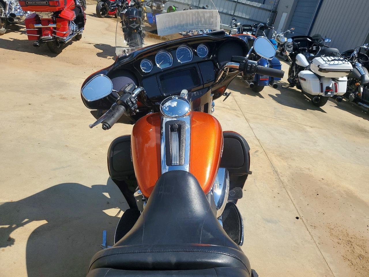 2019 Harley-Davidson Flhtk - Image 6