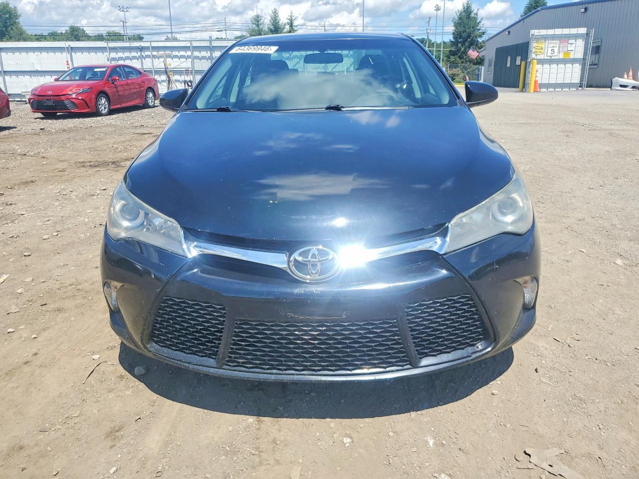2017 Toyota Camry Se - Image 5