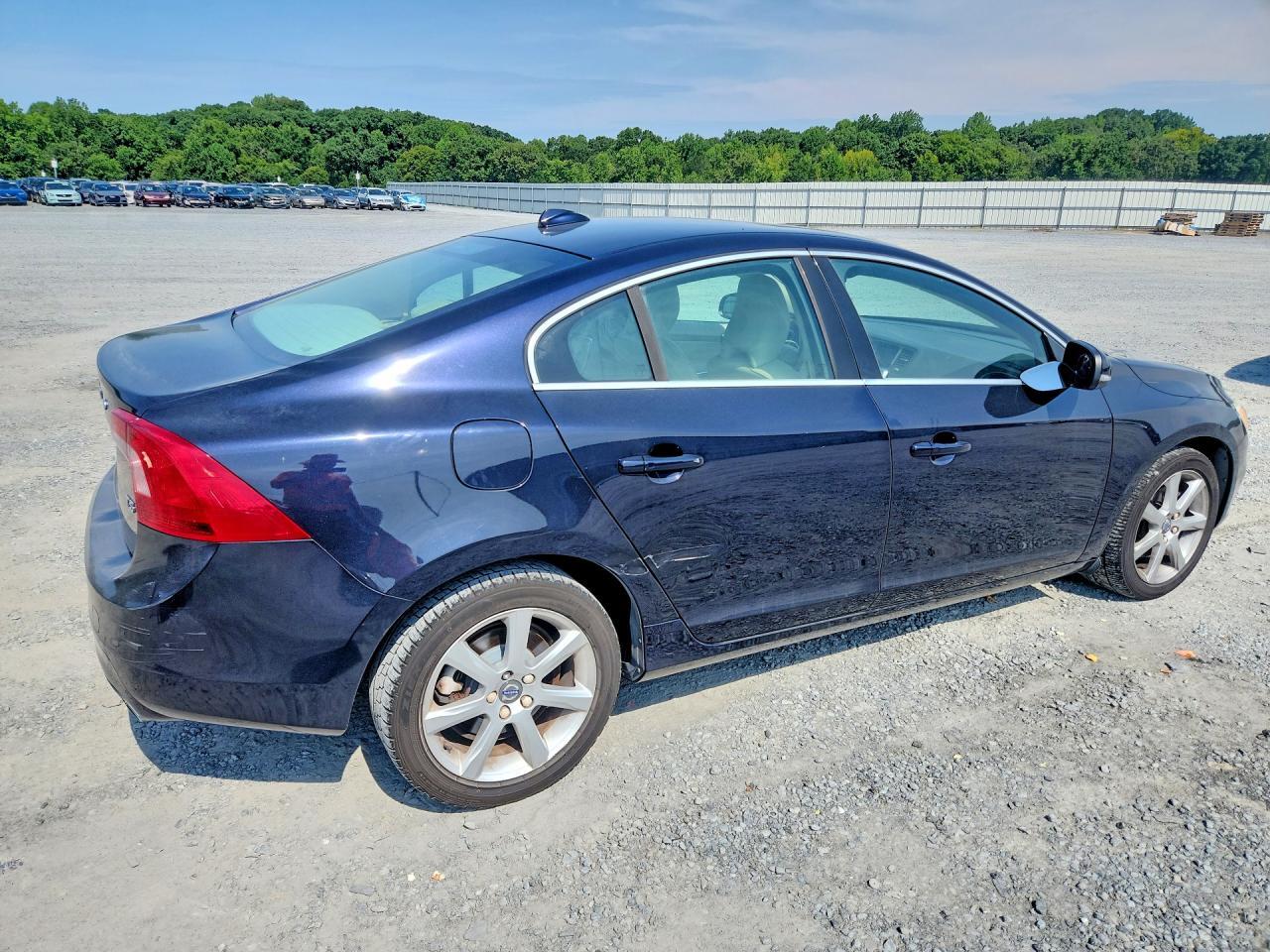 2016 Volvo S60 Premier - Фото 3