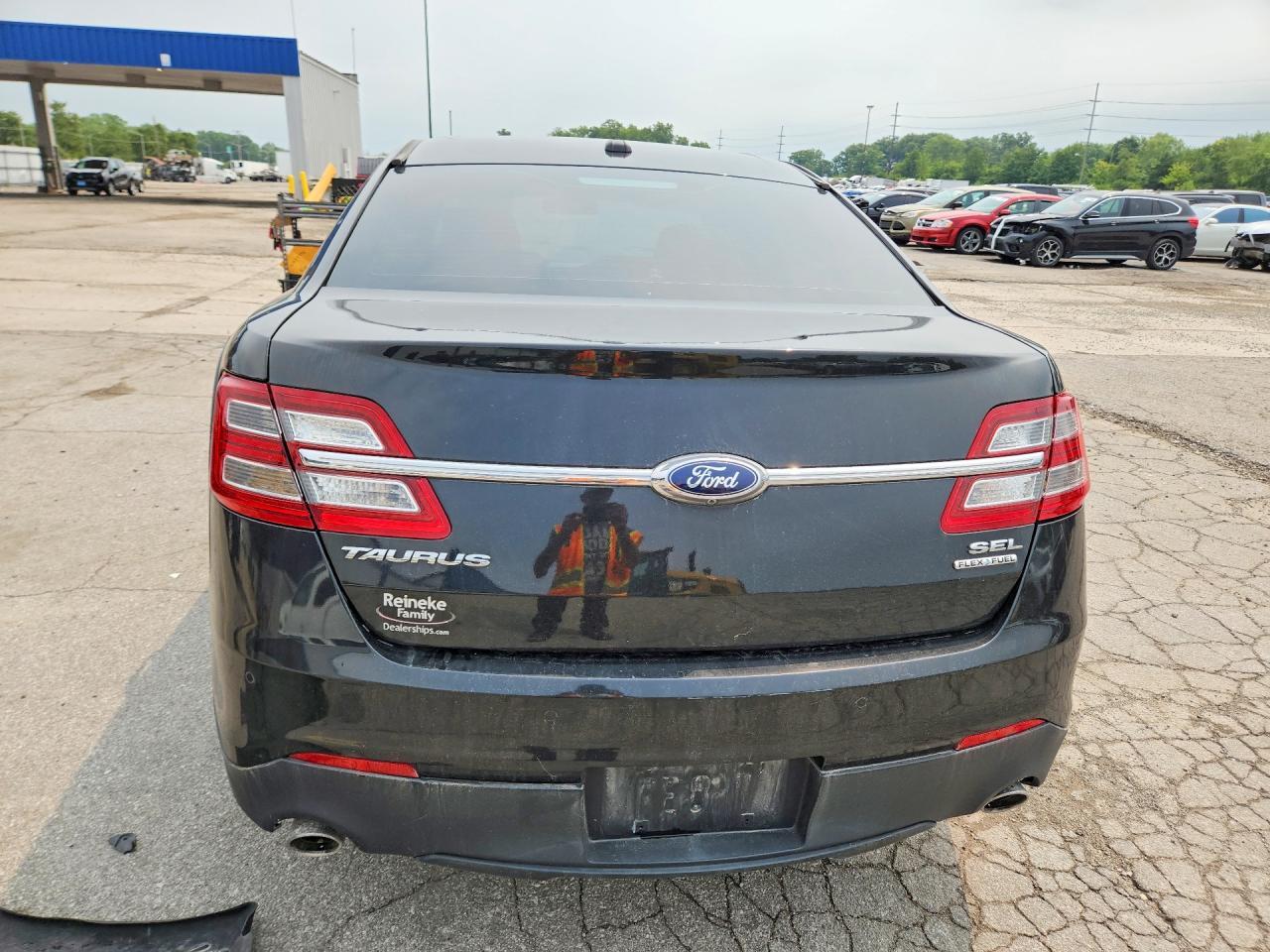 2015 Ford Taurus Sel - Фото 6