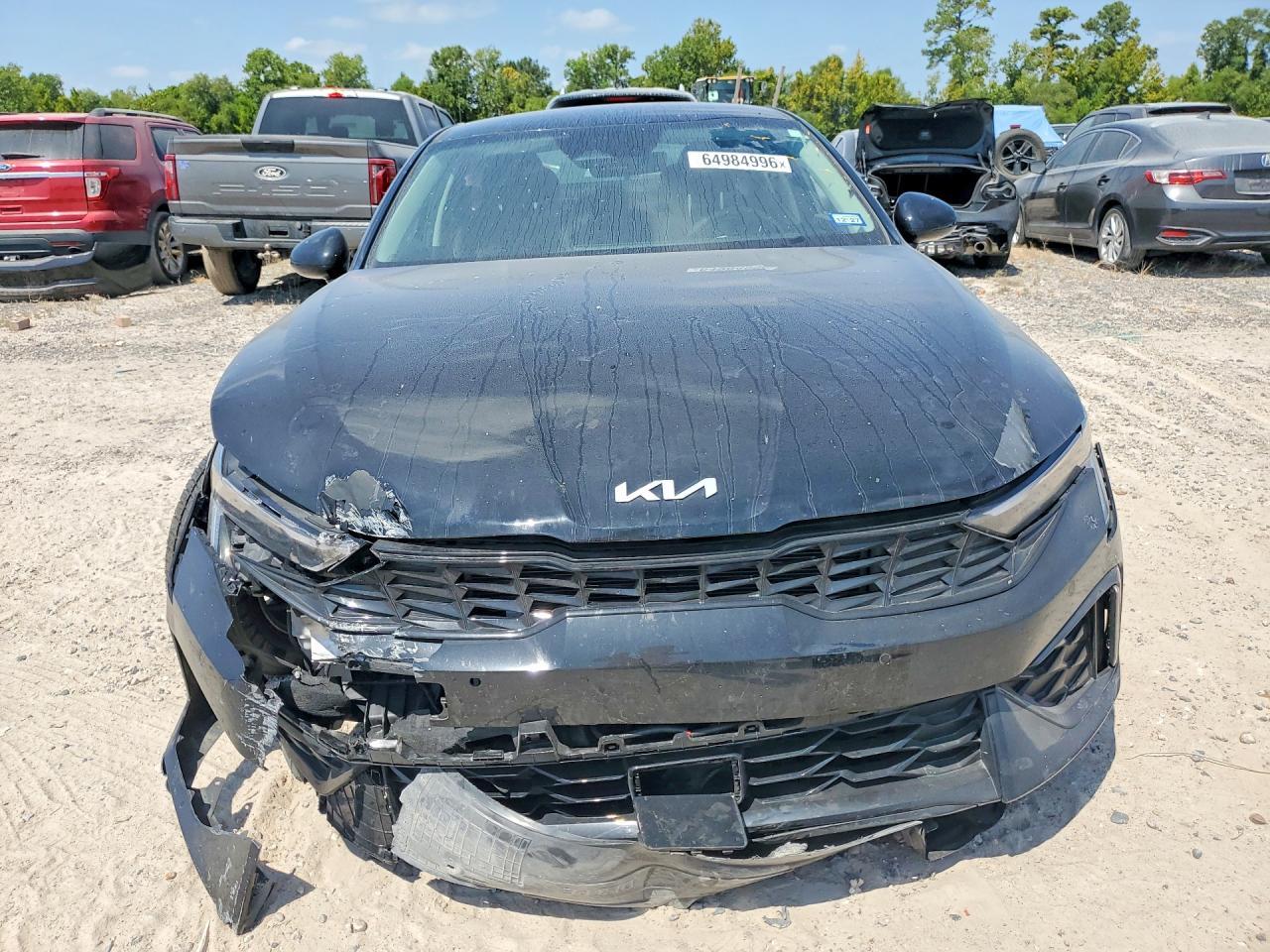 2025 Kia K5 Lxs - Image 5
