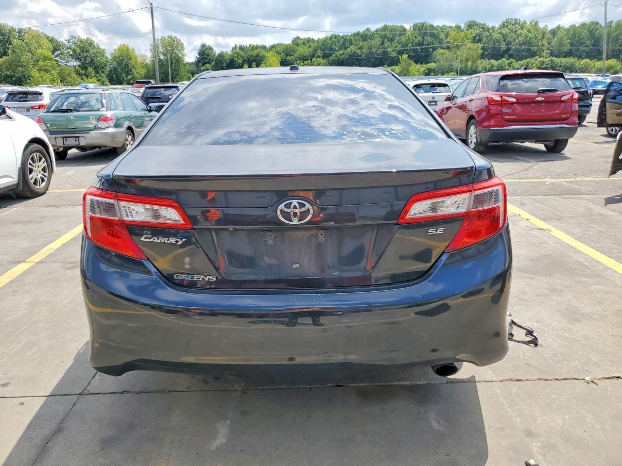 2013 Toyota Camry Se - Фото 6