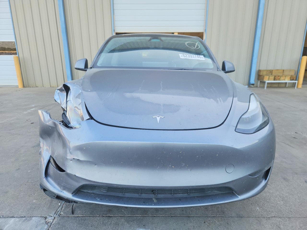 2024 Tesla Model Y - Фото 5