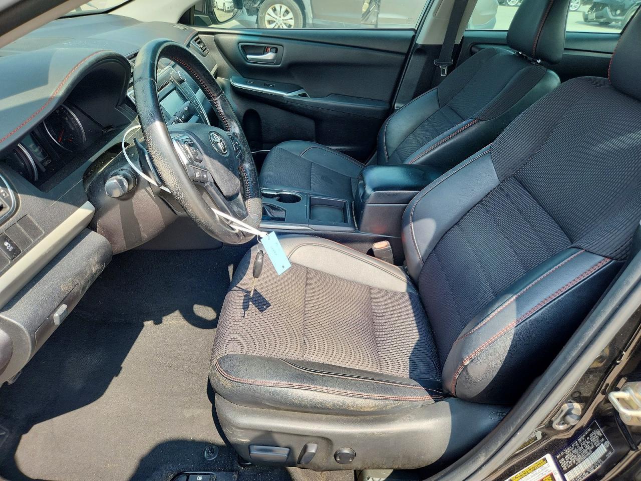 2016 Toyota Camry Se - Image 7