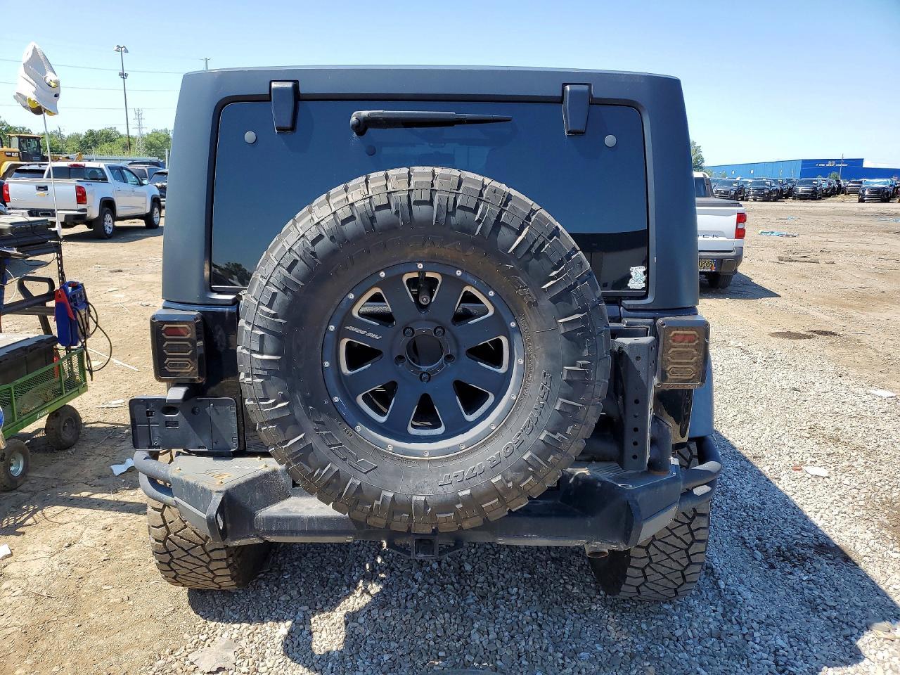 2016 Jeep Wrangler Unlimited Sport - Фото 6