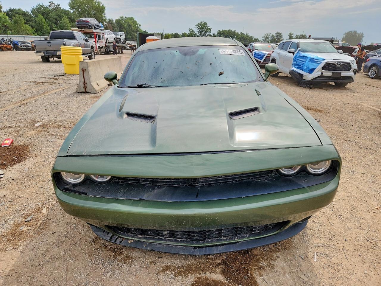 2022 Dodge Challenger Sxt - Фото 5