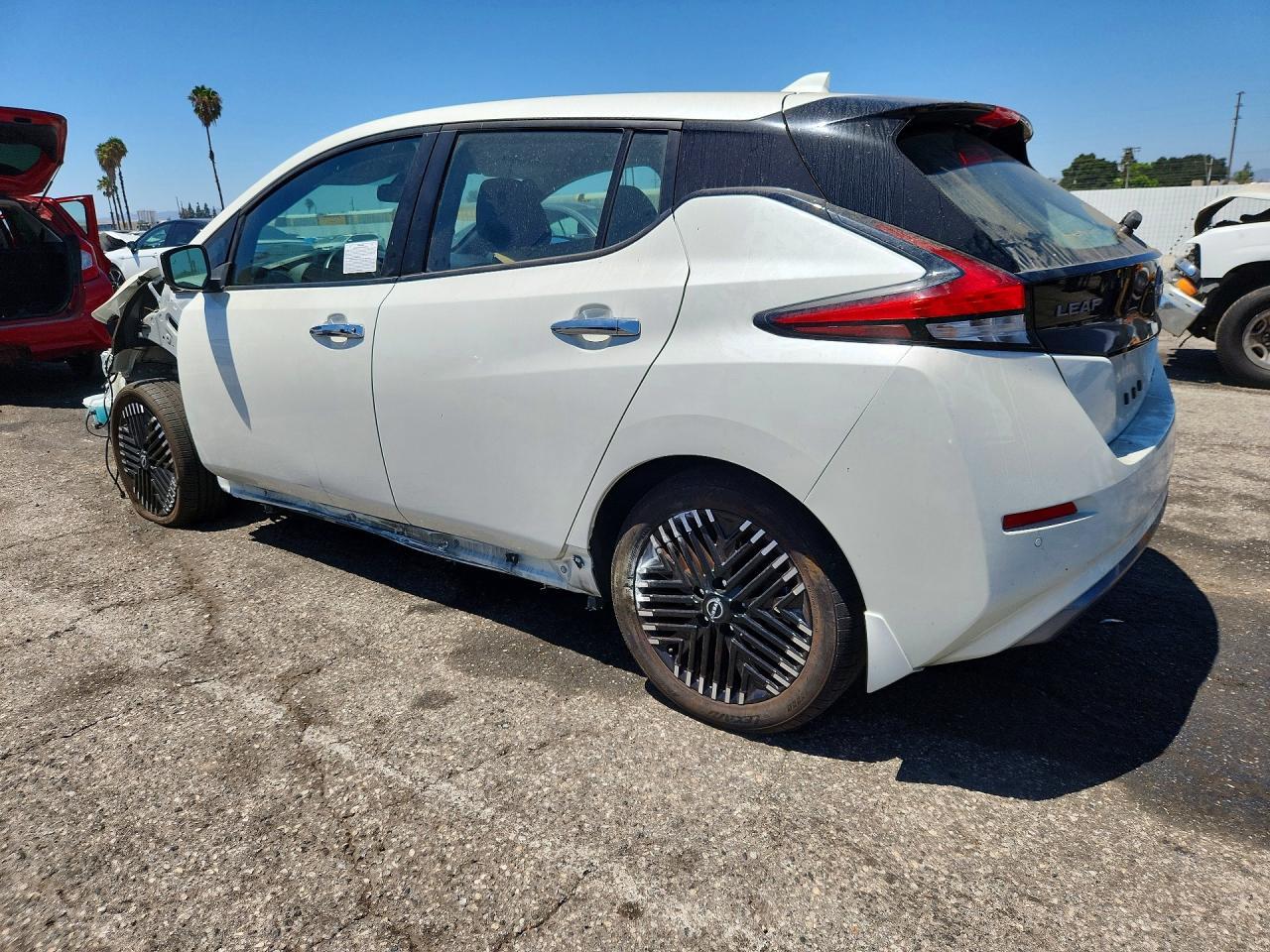 2023 Nissan Leaf Sv Plus - Image 2