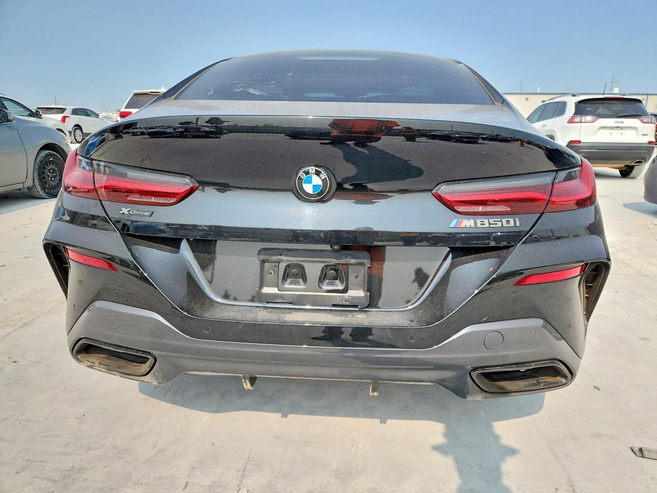 2020 BMW M850Xi - Image 6
