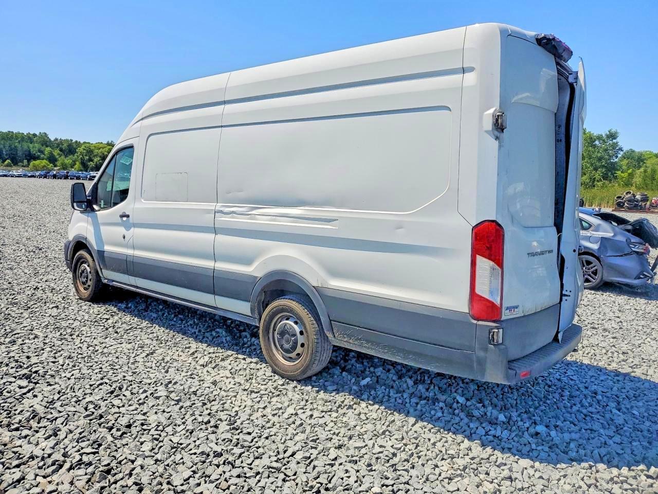2021 Ford Transit T-250 - Фото 2