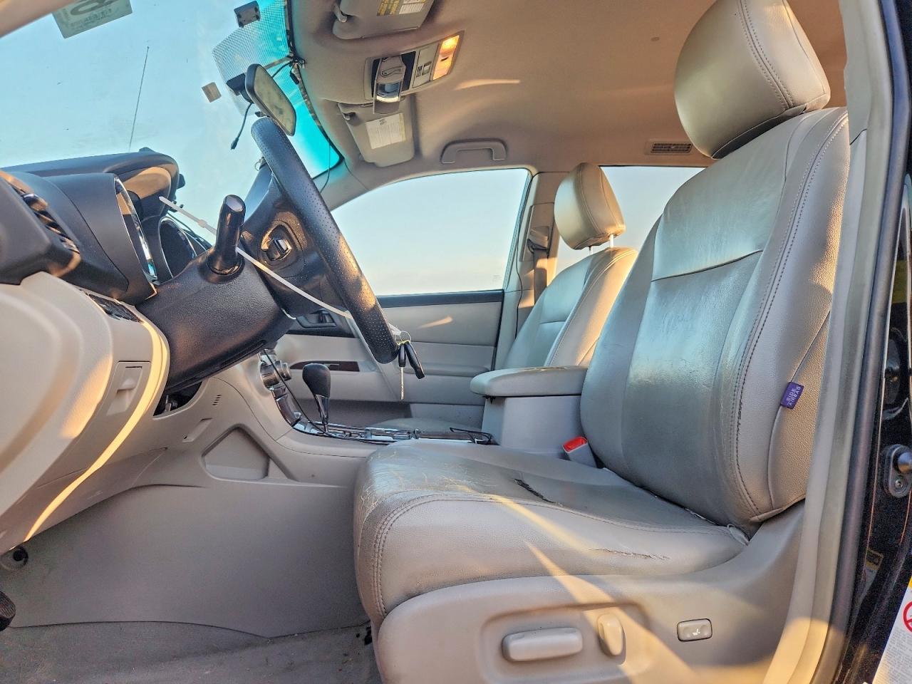 2010 Toyota Highlander Base - Фото 7