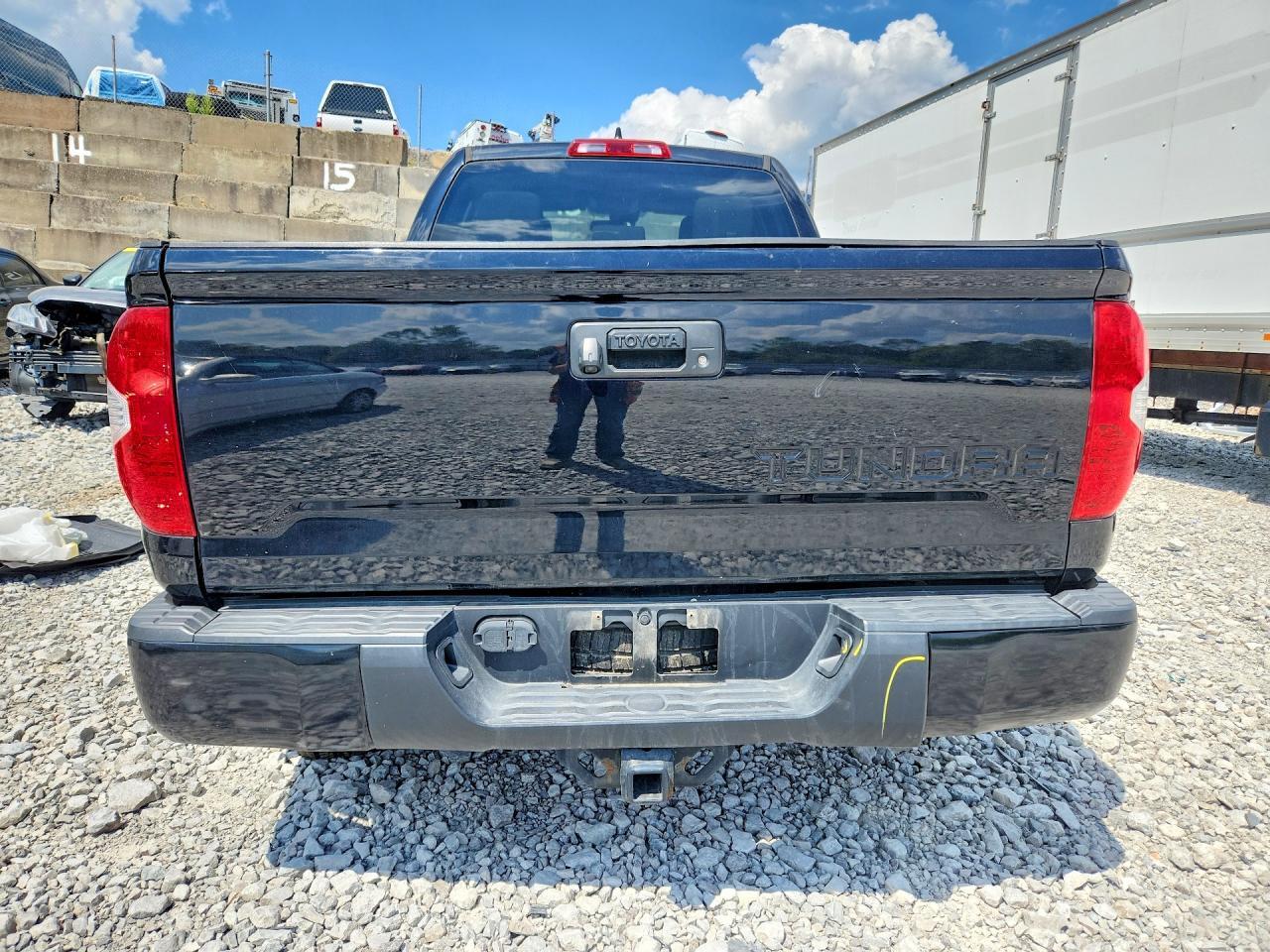 2020 Toyota Tundra Sr5 - Image 6