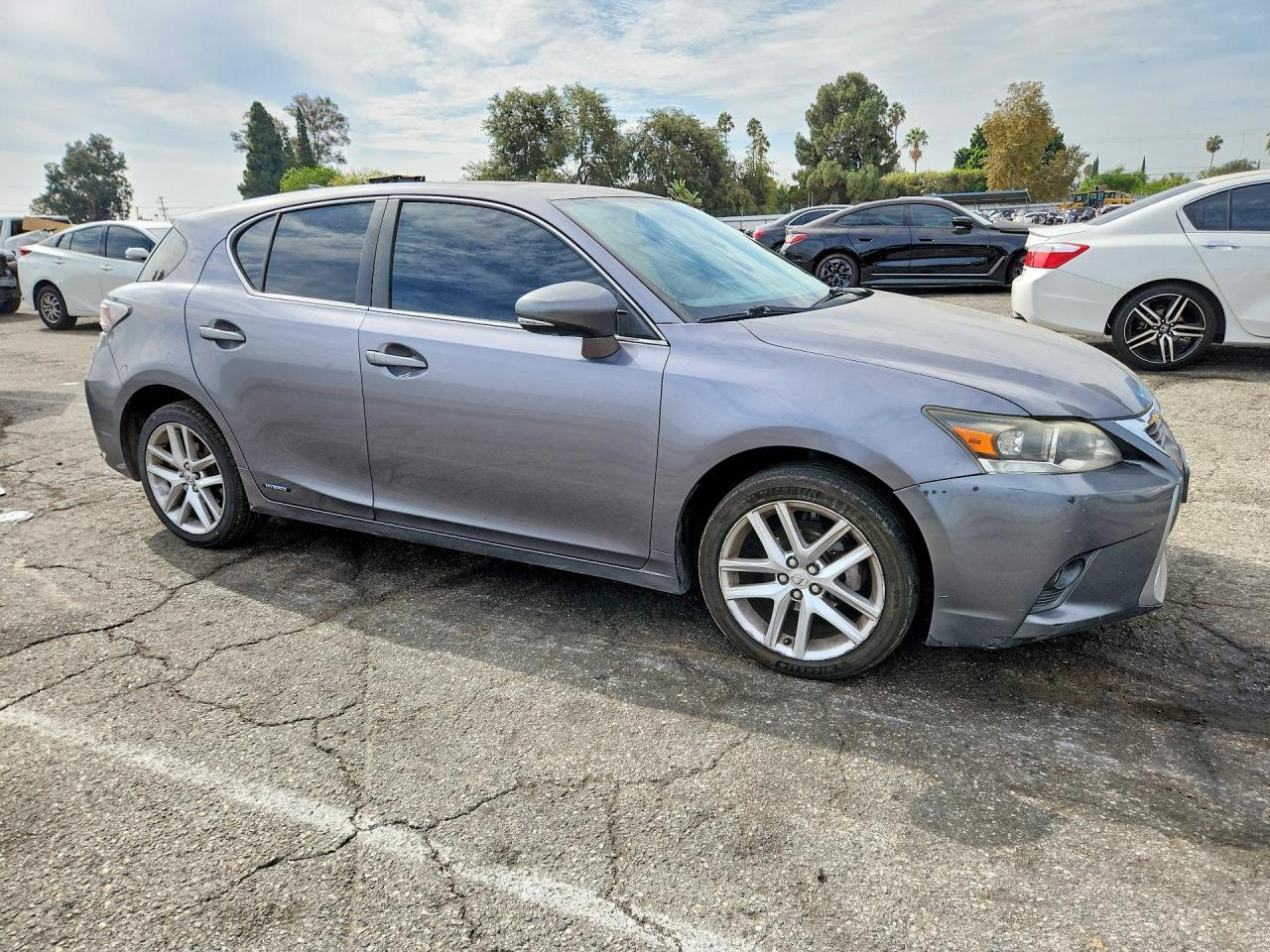 2014 Lexus Ct 200 - Image 4