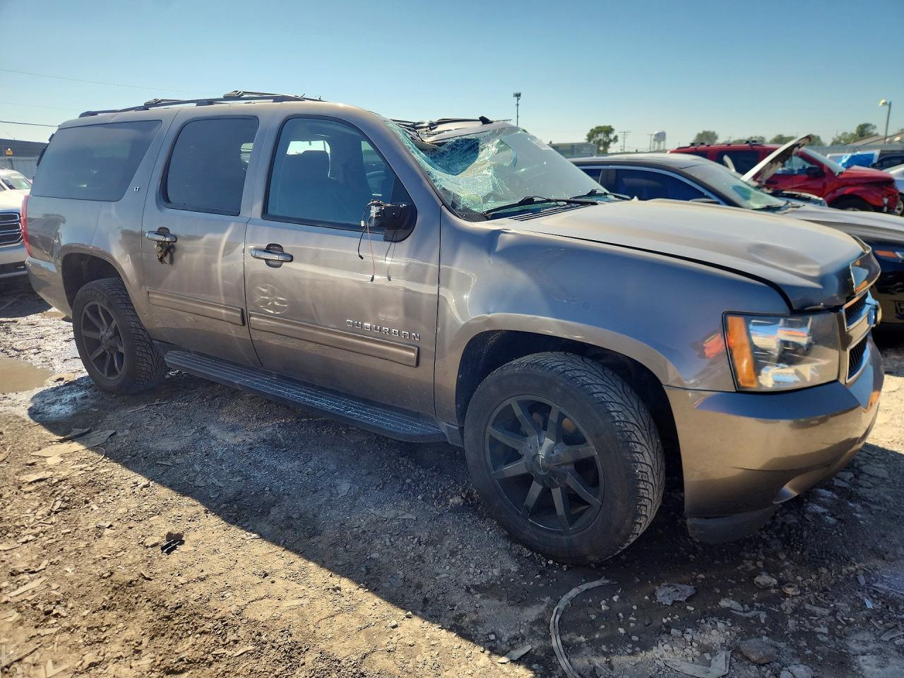 2012 Chevrolet Suburban K1500 Lt - Image 4